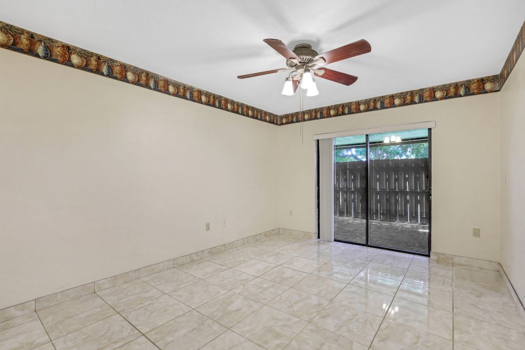 8815 Somerset Blvd, Fort Myers, FL 33919