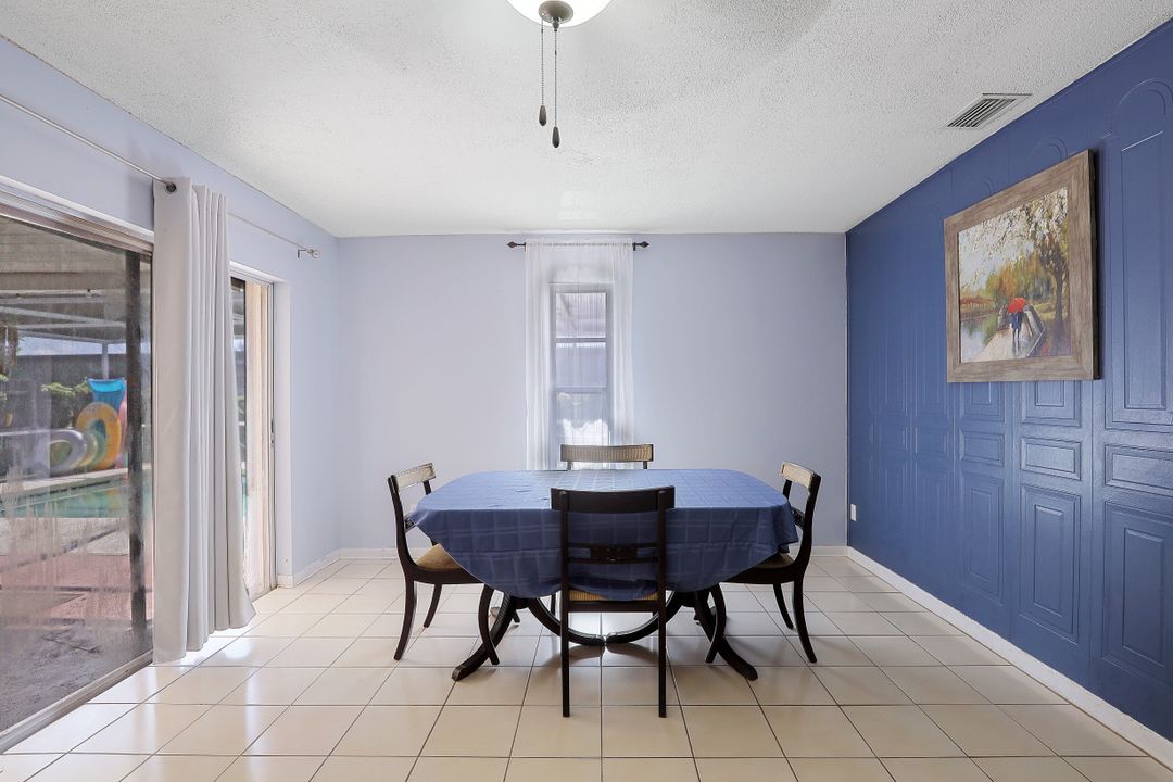 2690 64th St SW, Naples, FL 34105