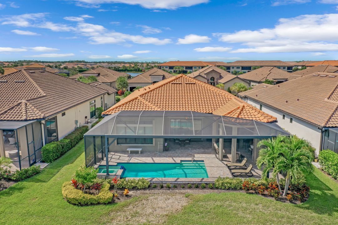 9418 Galliano Ter, Naples, FL 34119