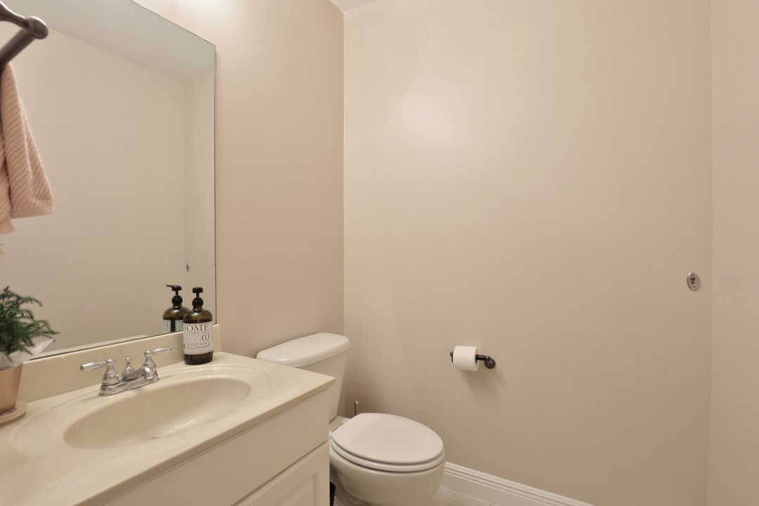 2743 First St #105, Fort Myers, FL 33916