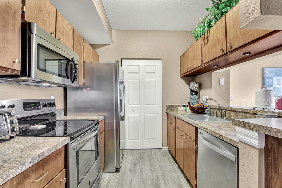 6341 Aragon Way #205, Fort Myers, FL 33966