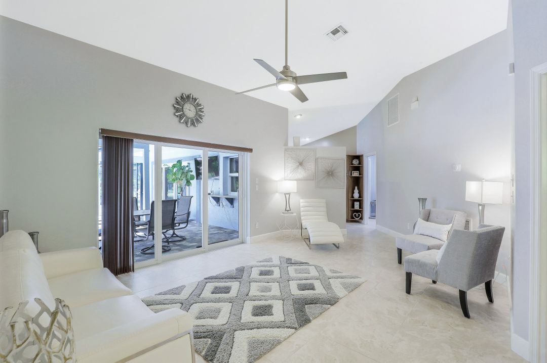 4530 7th Ave SW, Naples, FL 34119