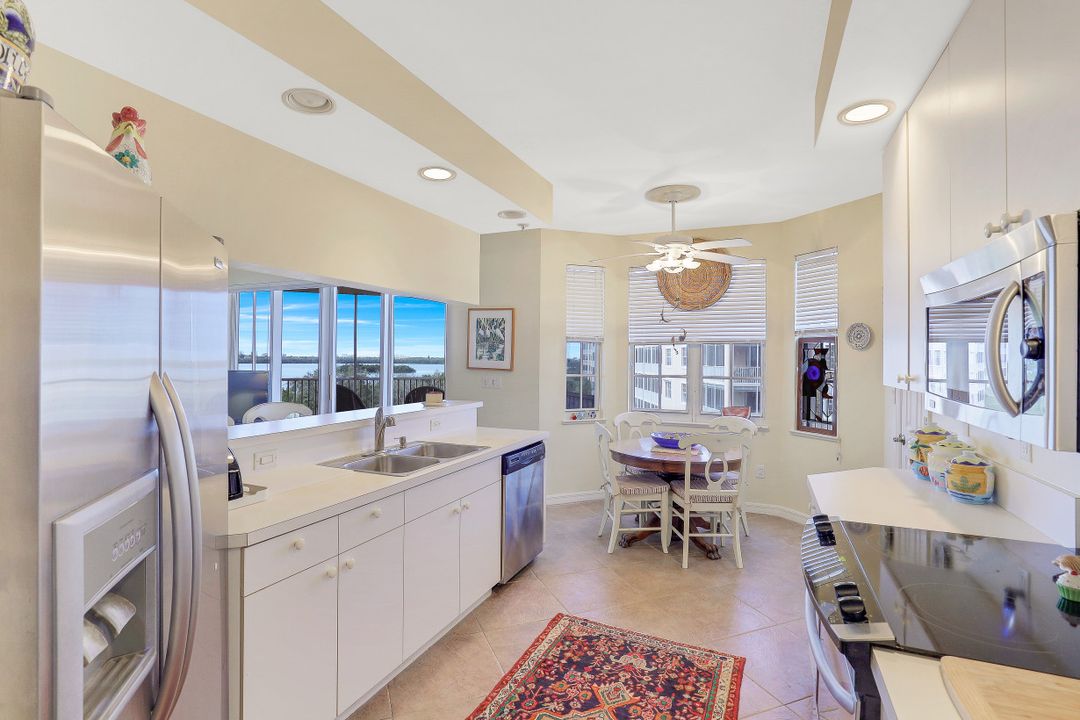 269 Vintage Bay Dr #24, Marco Island, FL 34145