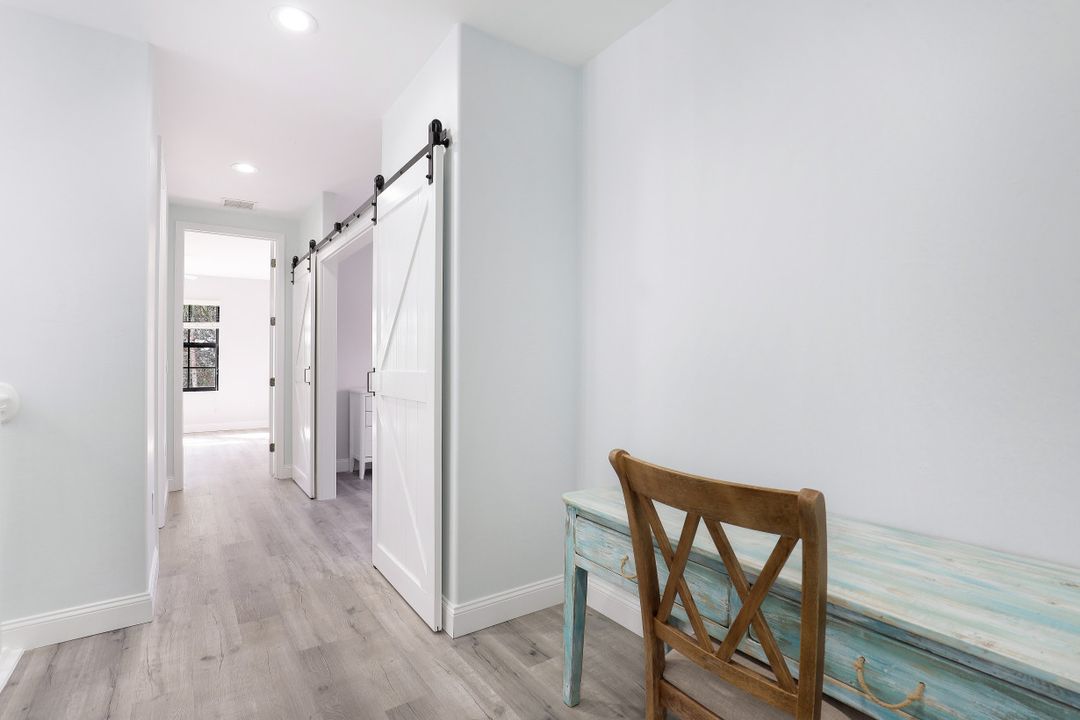 1391 Santiago Cir #902, Naples, FL 34113