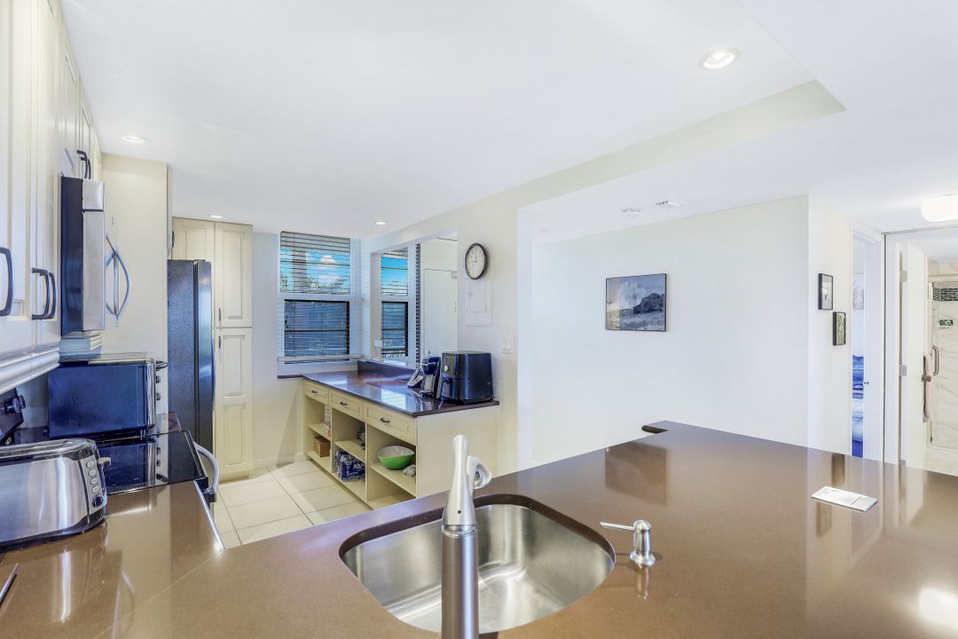 380 Seaview Ct #202, Marco Island, FL 34145