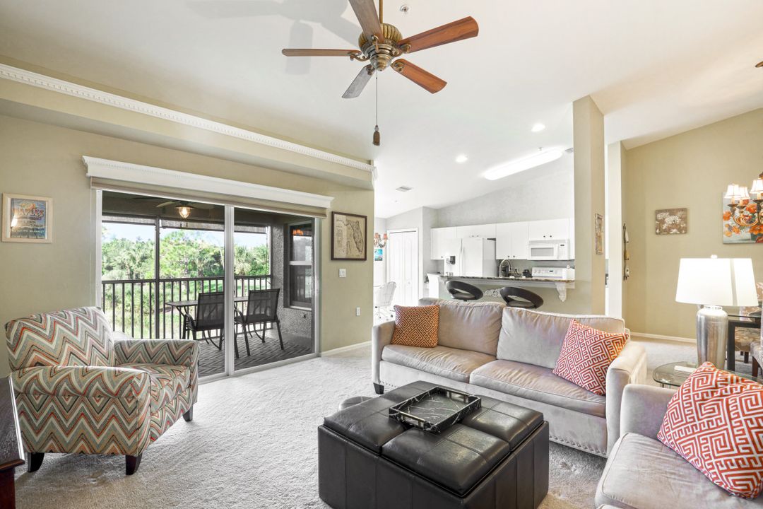 2835 Cypress Trace Cir  #202, Naples, FL 34119