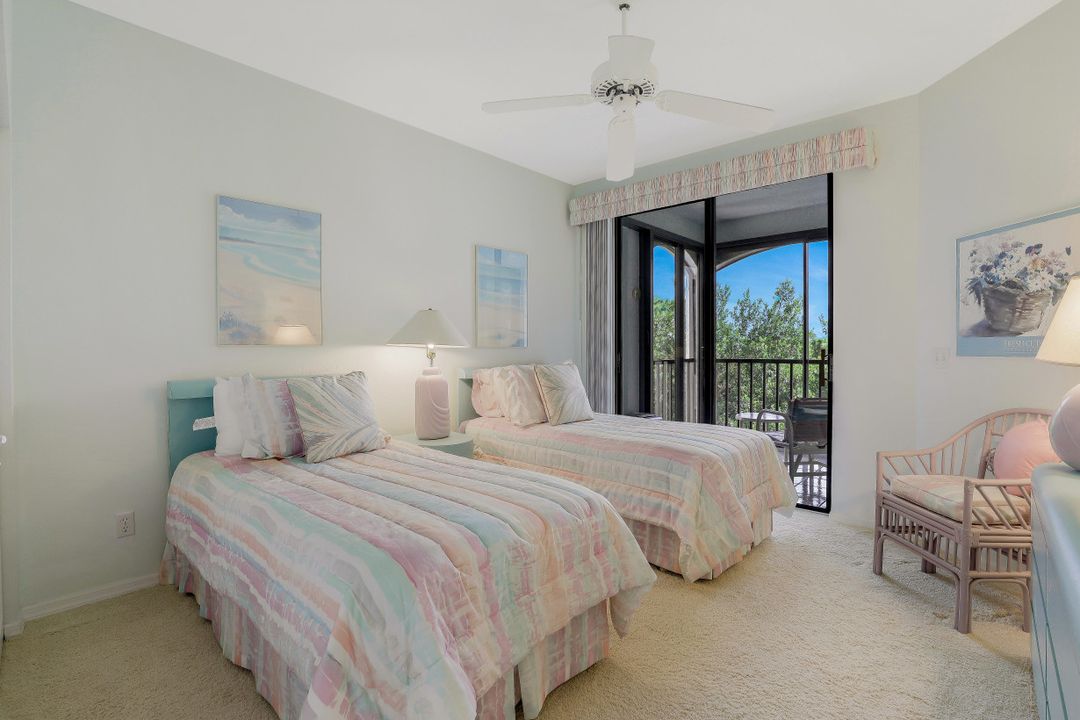 6500 Valen Way #402, Naples, FL 34108