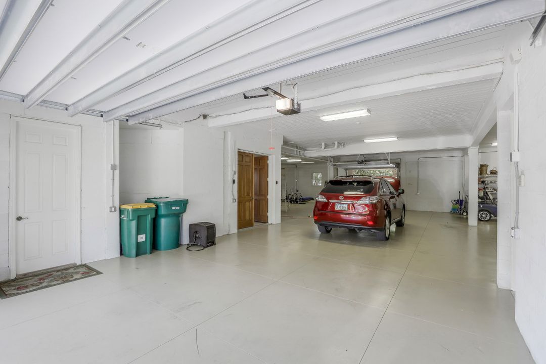 320 Wild Orchid Ln, Marco Island, FL 34145