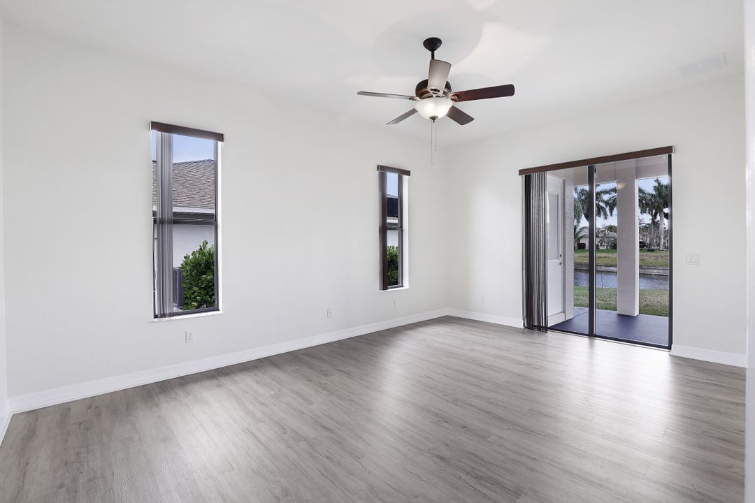 4323 SW 18th Pl, Cape Coral, FL 33914