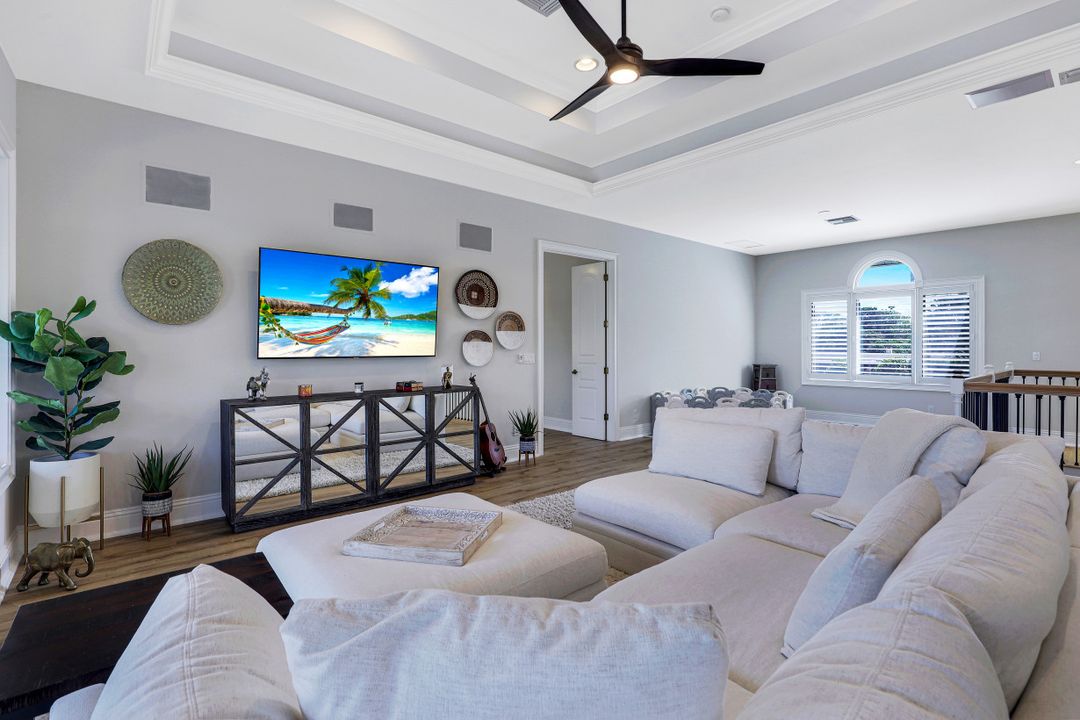 10211 River Dr, Bonita Springs, FL 34135