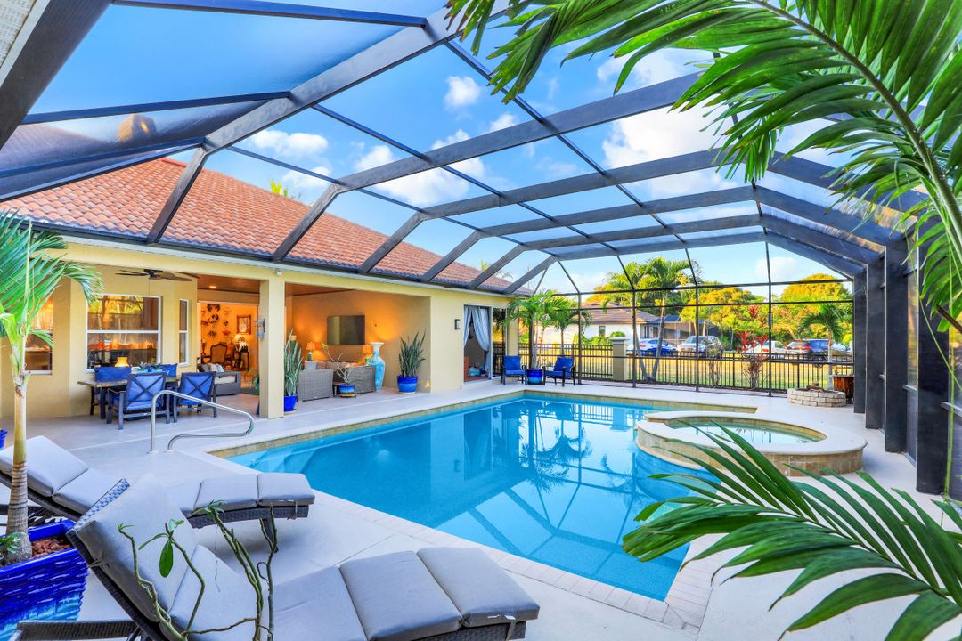 5667 Winkler Rd, Fort Myers, FL 33919