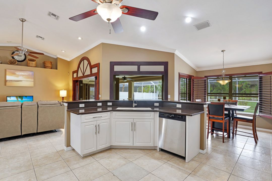 5327 SW 21st Pl, Cape Coral, FL 33914