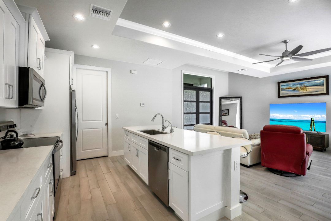 6137 Hutton Ct, Fort Myers, FL 33905