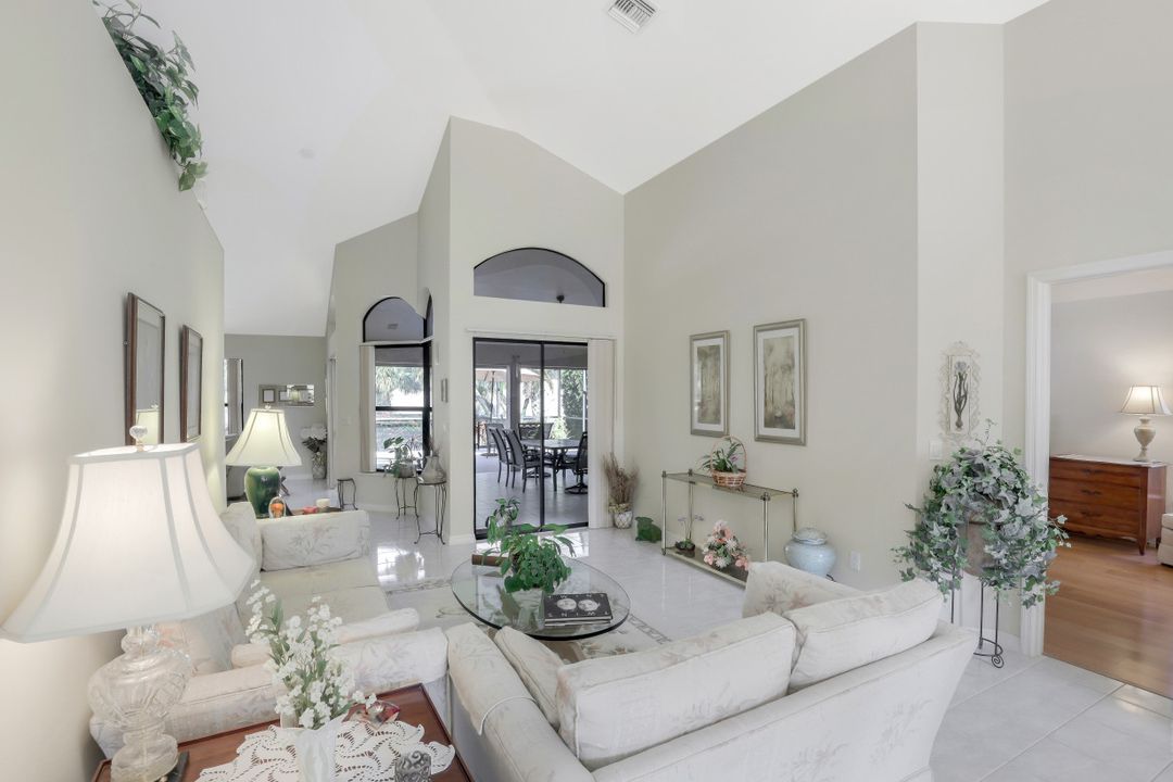 12790 Hunters Ridge Dr, Bonita Springs, FL 34135