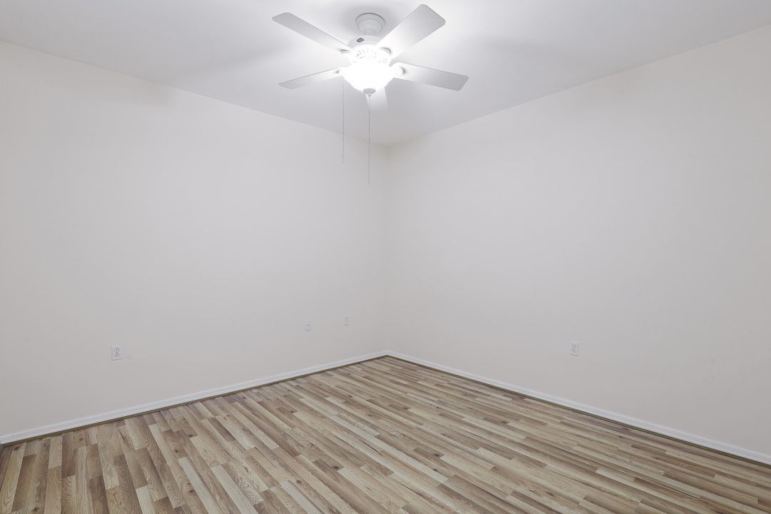 2870 Cypress Trace Cir #1712, Naples, FL 34119