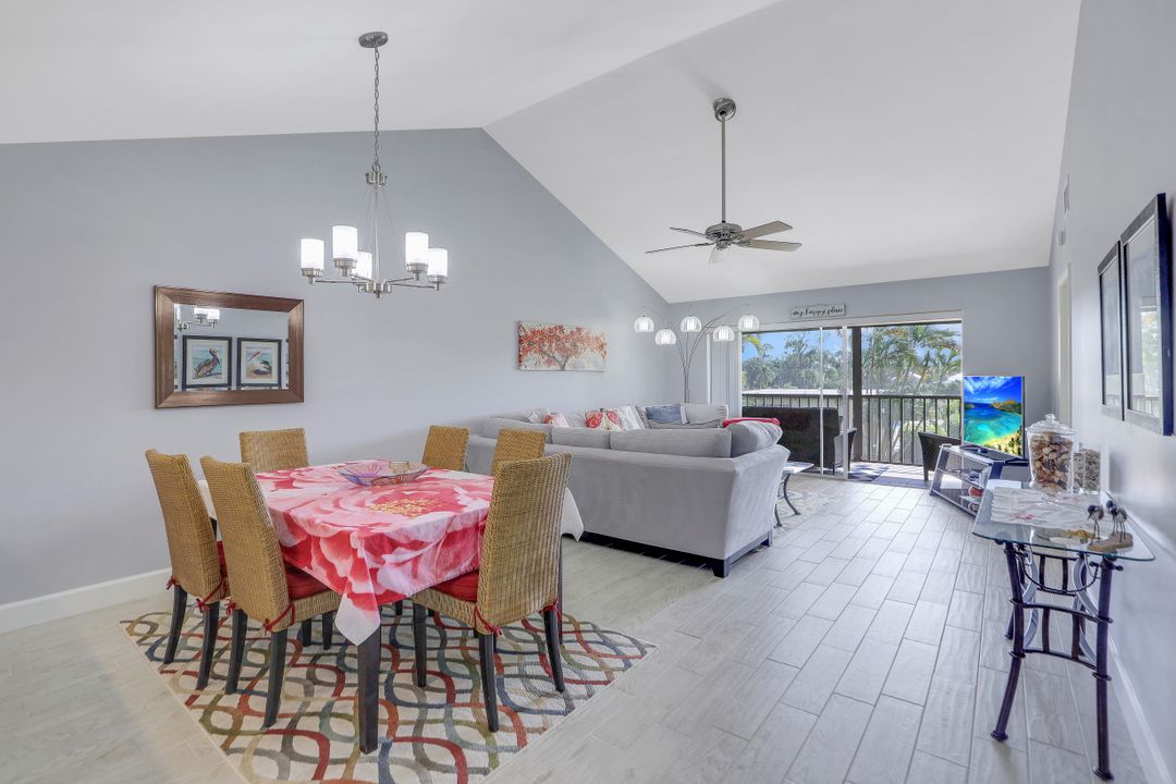 5695 Rattlesnake Hammock Rd #202B, Naples, FL 34113