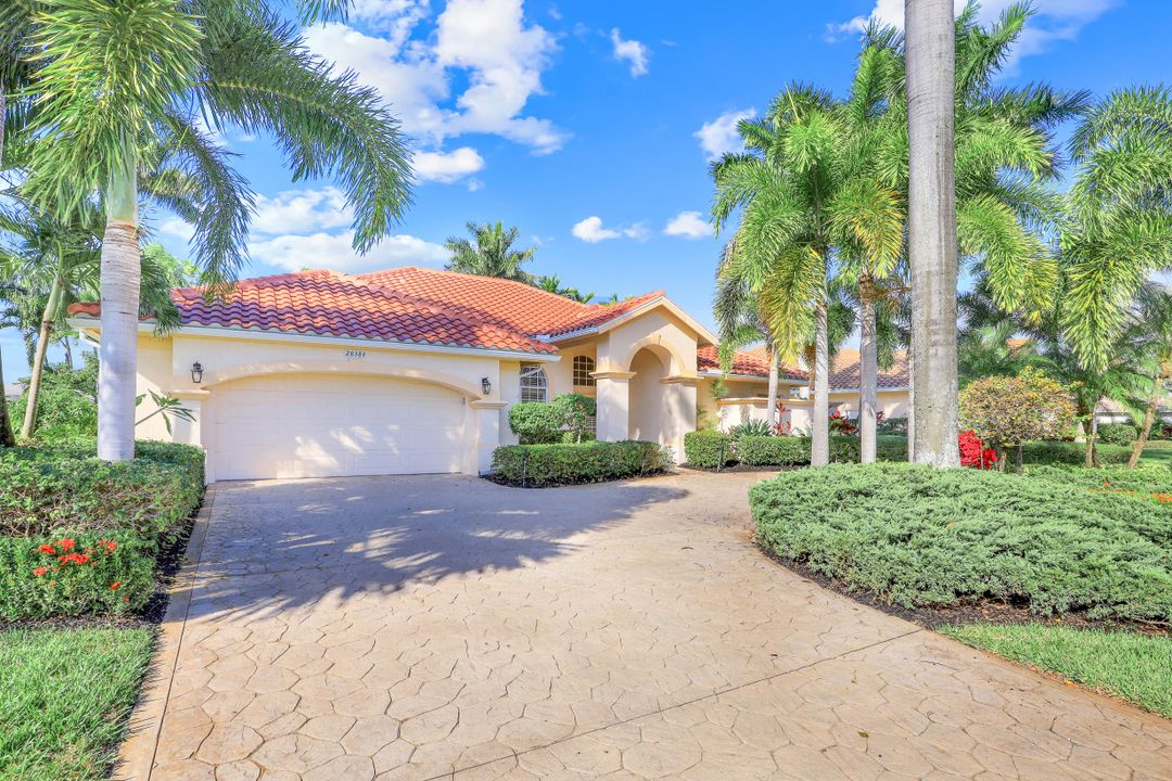 28384 Sombrero Dr, Bonita Springs, FL 34135