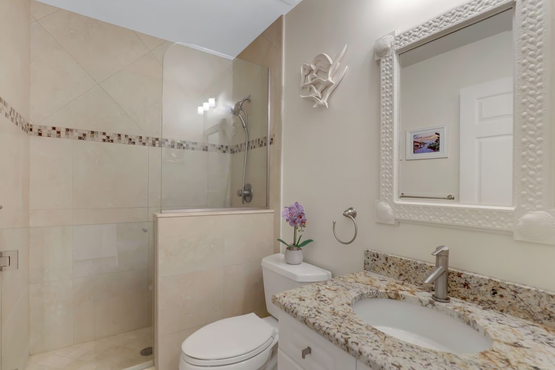 5013 Catalina Ct, Naples, FL 34112