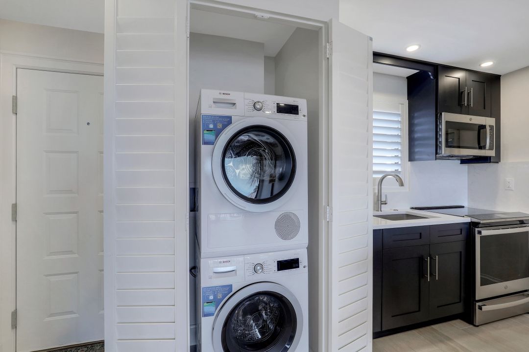 1012 Anglers Cove #D-406, Marco Island, FL 34145