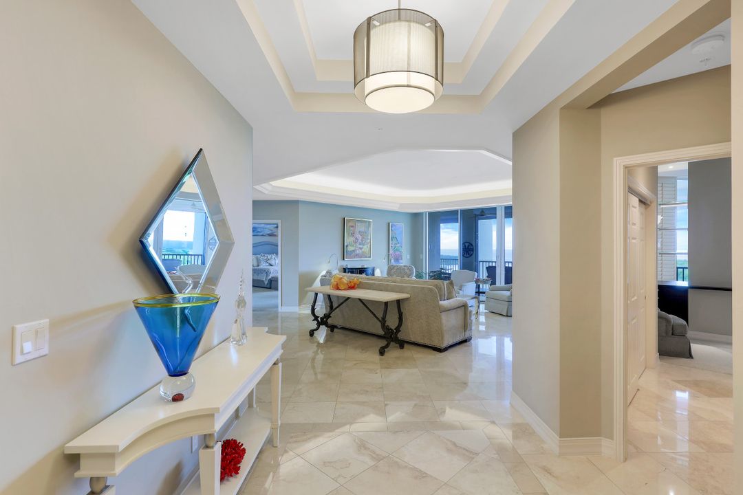 435 Dockside Dr #PH-02, Naples, FL 34110