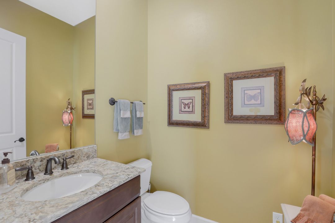 8651 Amour Ct, Naples, FL 34119