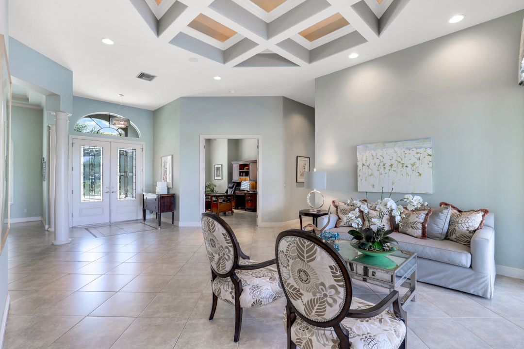 22270 Banyan Hideaway Dr, Bonita Springs, FL 34135