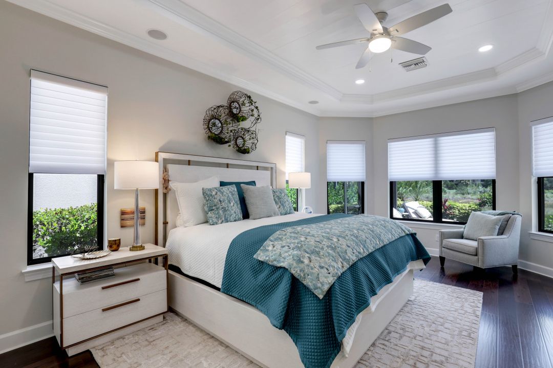 8701 Cavano St, Naples, FL 34119