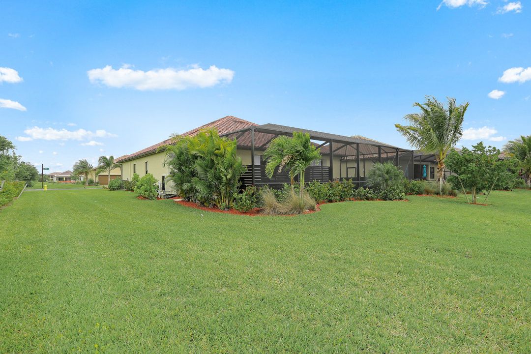 28004 Kerry Ct, Bonita Springs, FL 34135