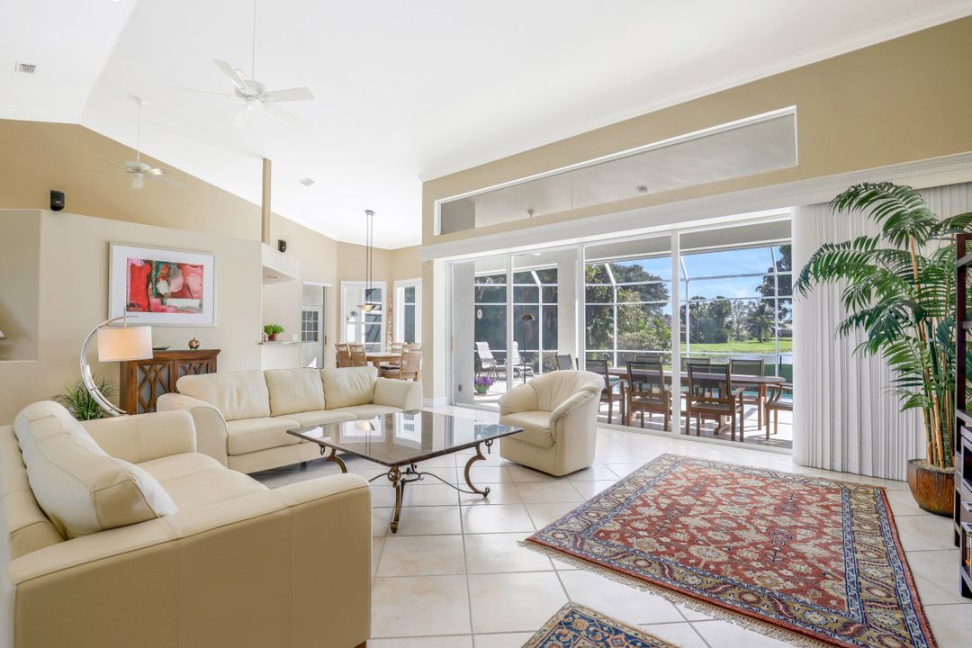 2104 Imperial Cir, Naples, FL 34110