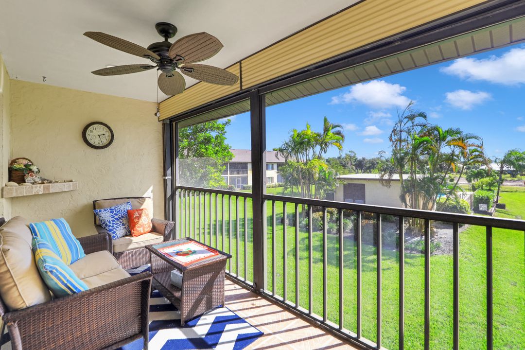 5695 Rattlesnake Hammock Rd #202B, Naples, FL 34113