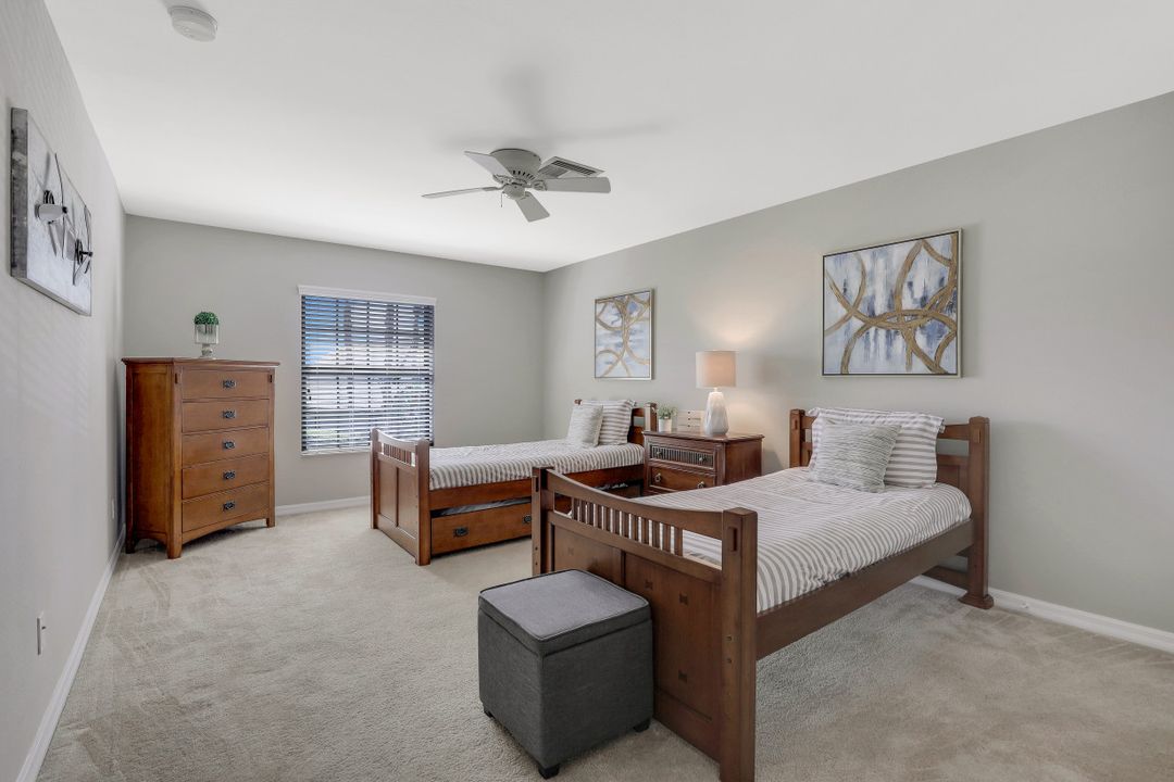 12494 Country Day Cir, Fort Myers, FL 33913