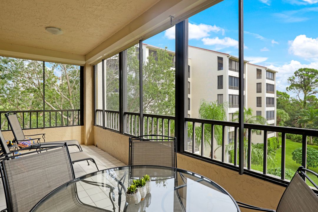 6500 Valen Way #305A, Naples, FL 34108