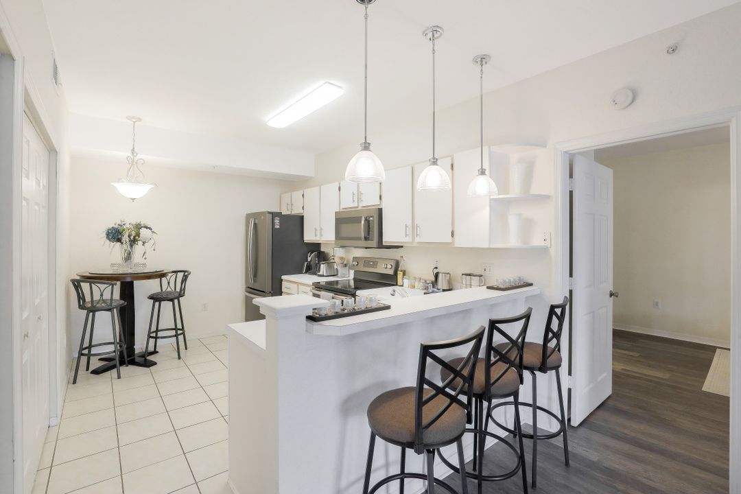 6400 Aragon Way #102, Fort Myers, FL 33966