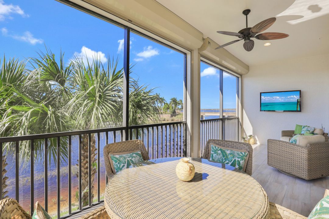 8843 Nautical Landing Cir #201, Naples, FL 34120