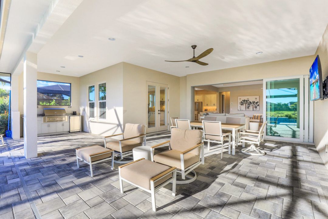 3224 Cotuit Ln, Naples, FL 34114