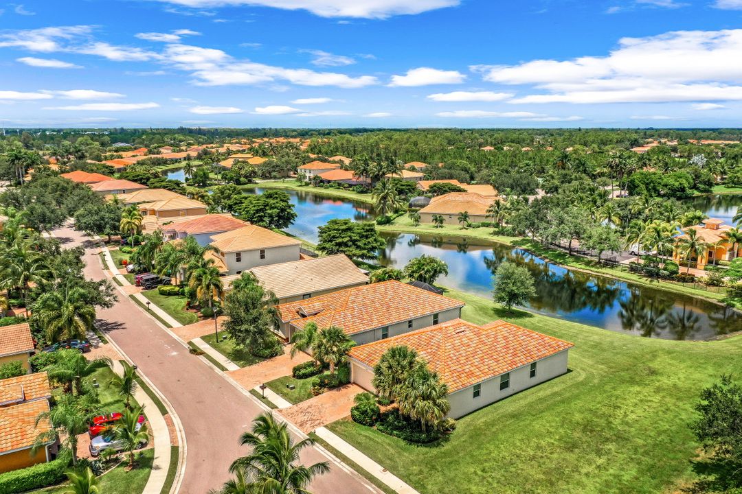 3401 Dandolo Cir, Cape Coral, FL 33909