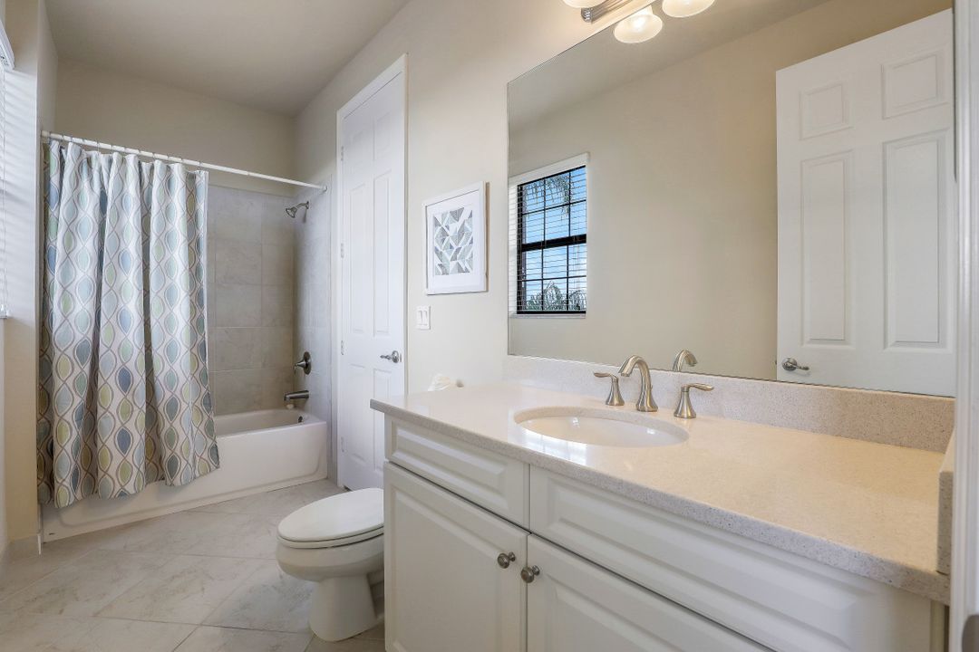 11542 Meadowrun Cir, Fort Myers, FL 33913