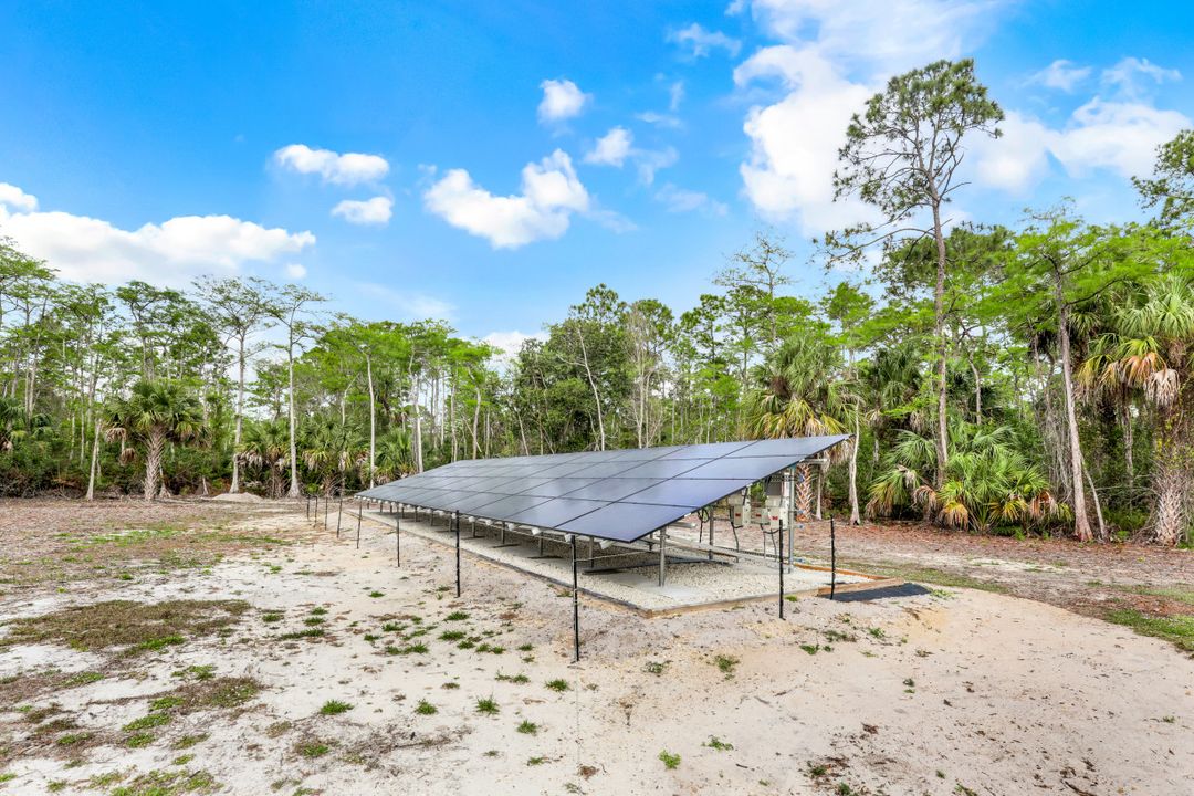 641 27th St SW, Naples, FL 34117