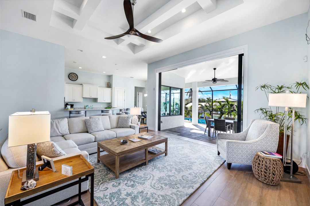 5828 SW 1st Ave, Cape Coral, FL 33914