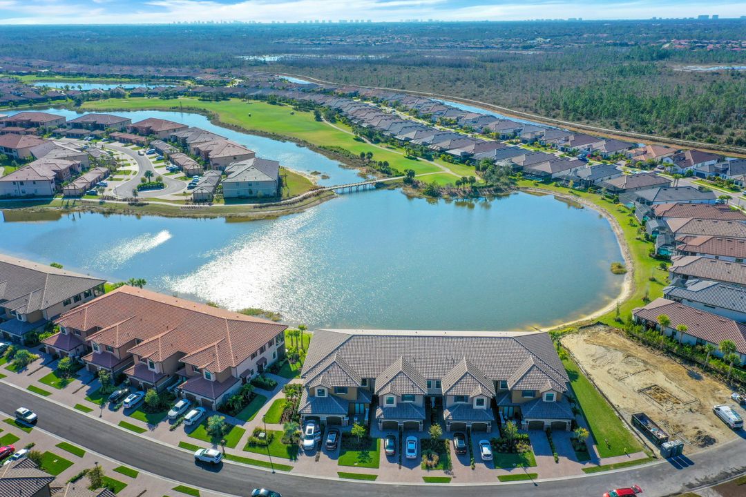 9636 Montelanico Loop #201, Naples, FL 34119