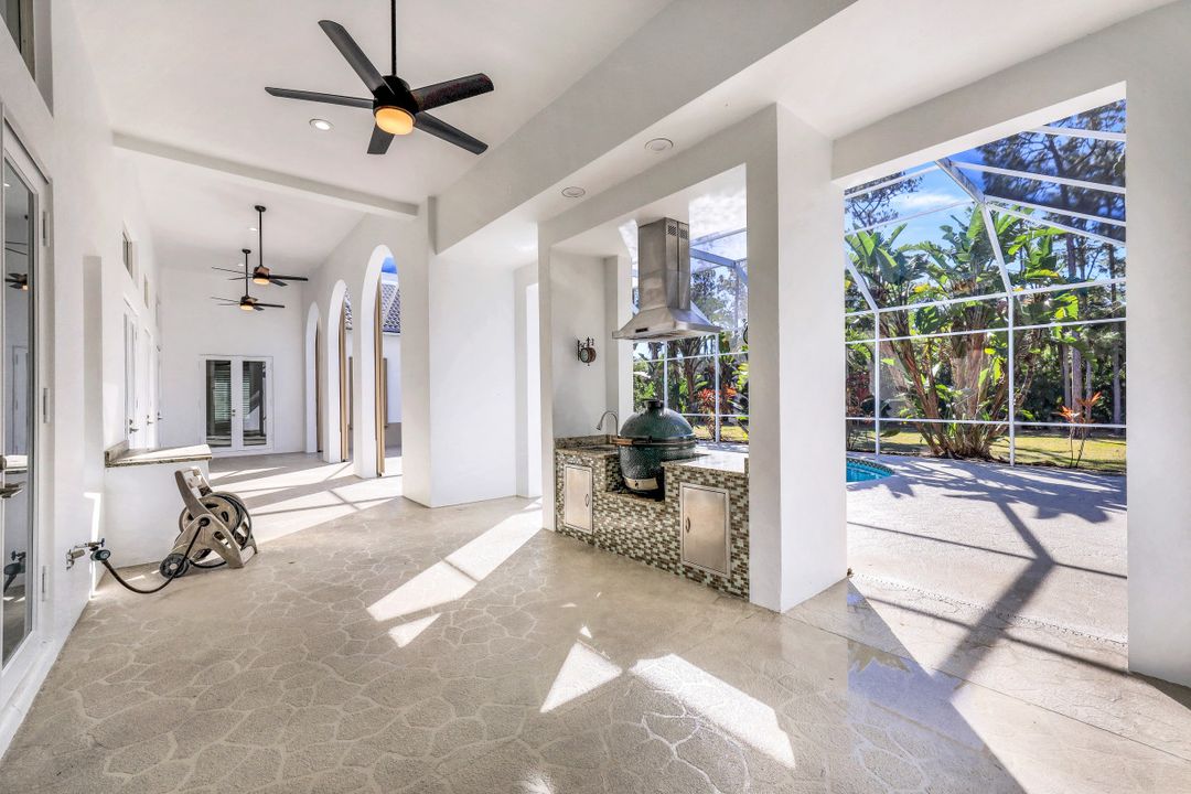 4040 1st Ave SW, Naples, FL 34119