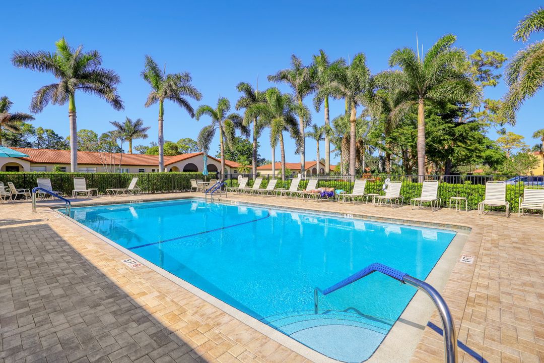 1087 Forest Lakes Dr #204, Naples, FL 34105