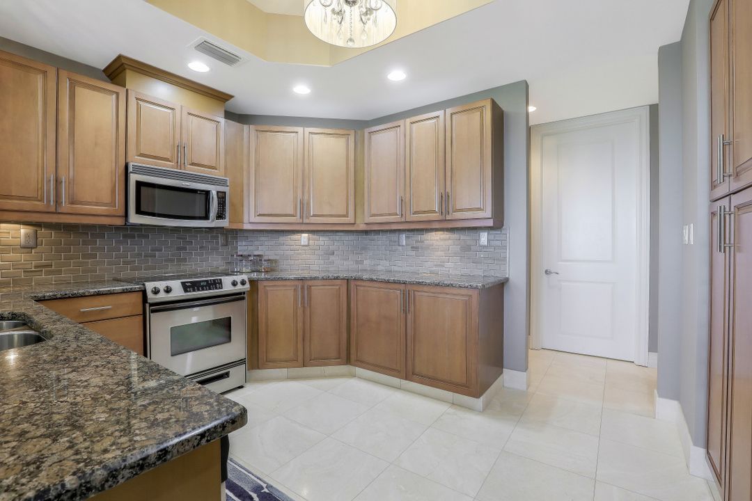 4951 Bonita Bay Blvd #704, Bonita Springs, FL 34134