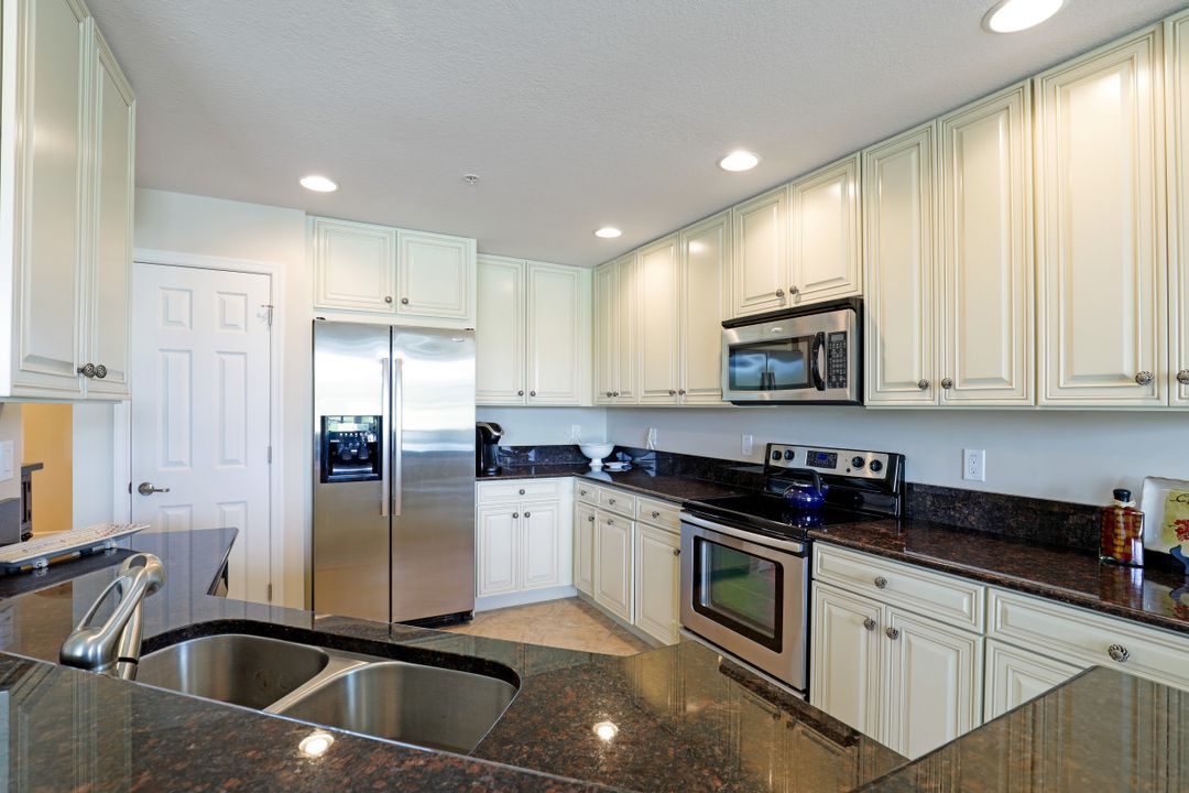 9517 Ironstone Terrace #101, Naples, FL 34120