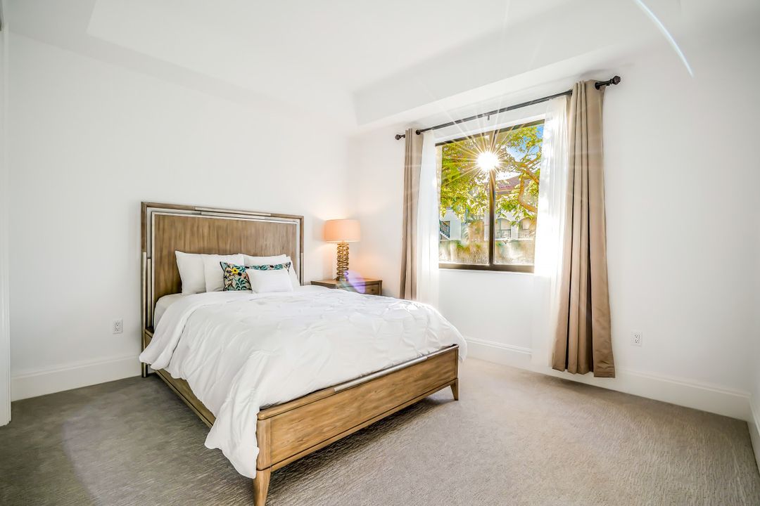 1035 3rd Ave S #105, Naples, FL 34102