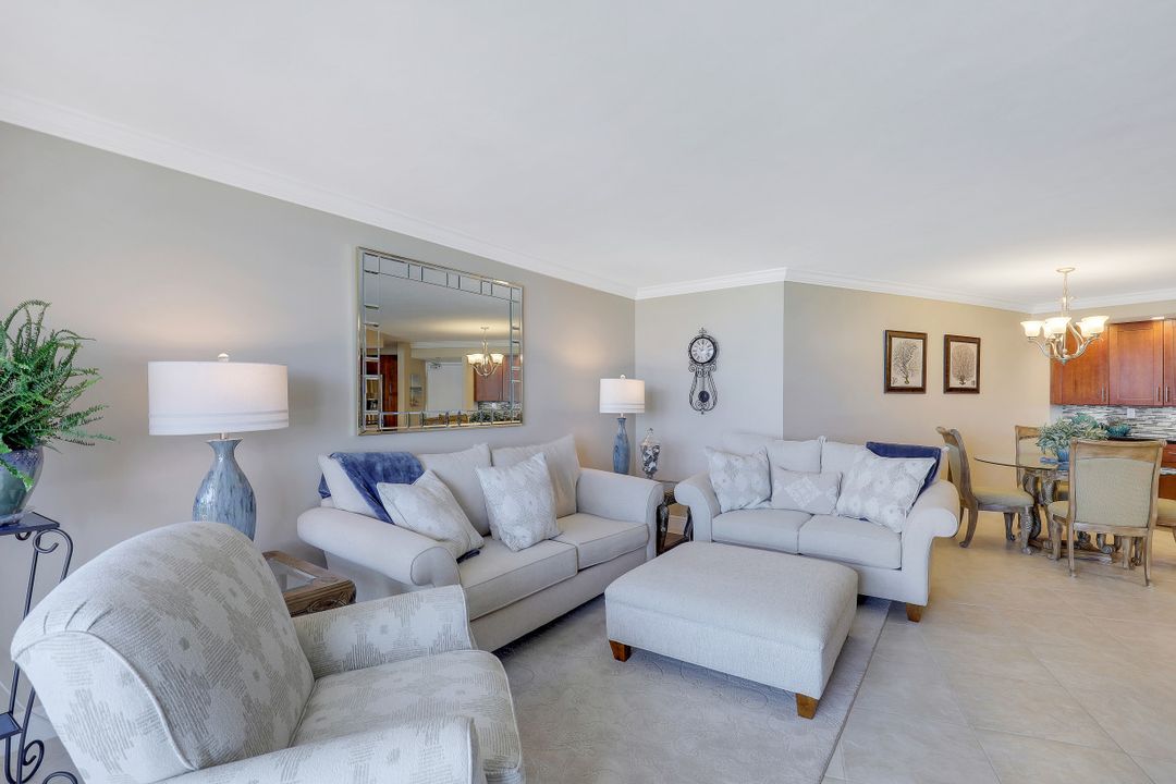 320 Seaview Ct #808, Marco Island, FL 34145