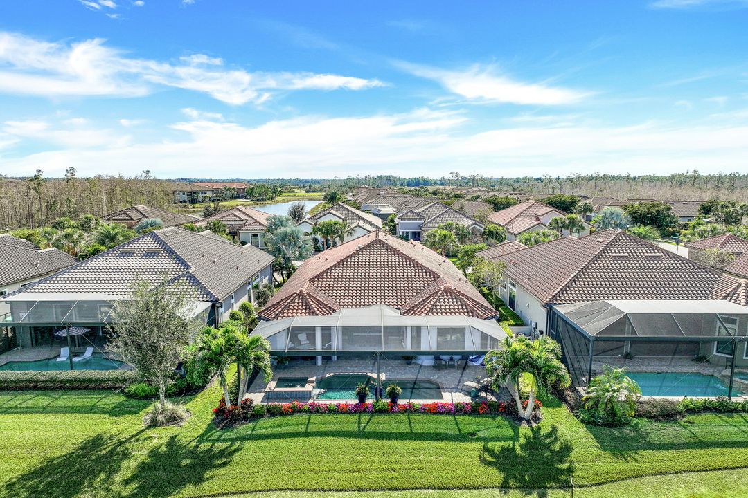 8848 Savona Ct, Naples, FL 34119