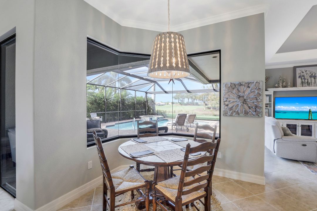 10153 Biscayne Bay Ln, Naples, FL 34120