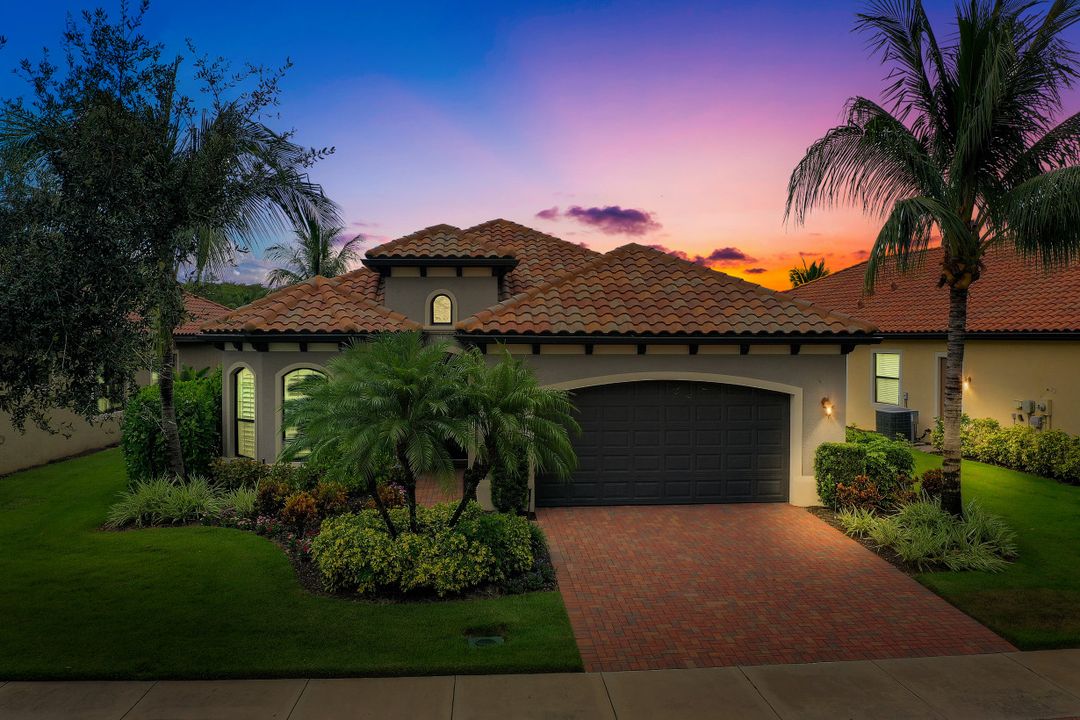 9104 Isla Bella Cir, Bonita Springs, FL 34135