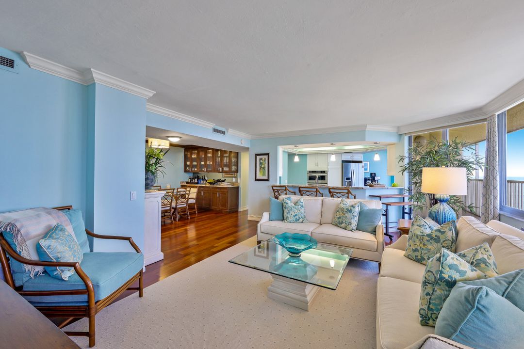 4041 Gulf Shore Blvd N #805 , Naples, FL 34103